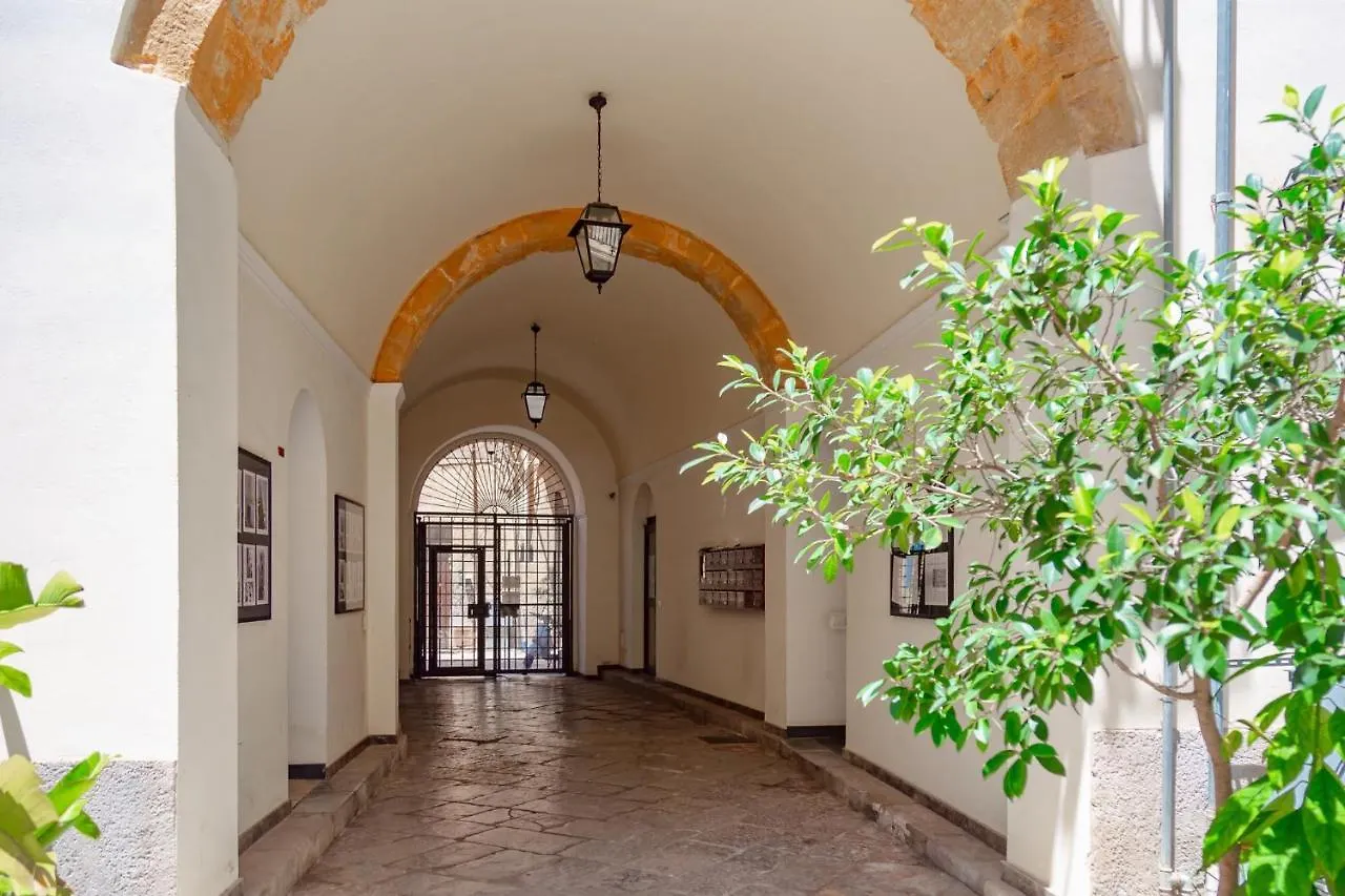 شقة La Casa Di Dante باليرمو